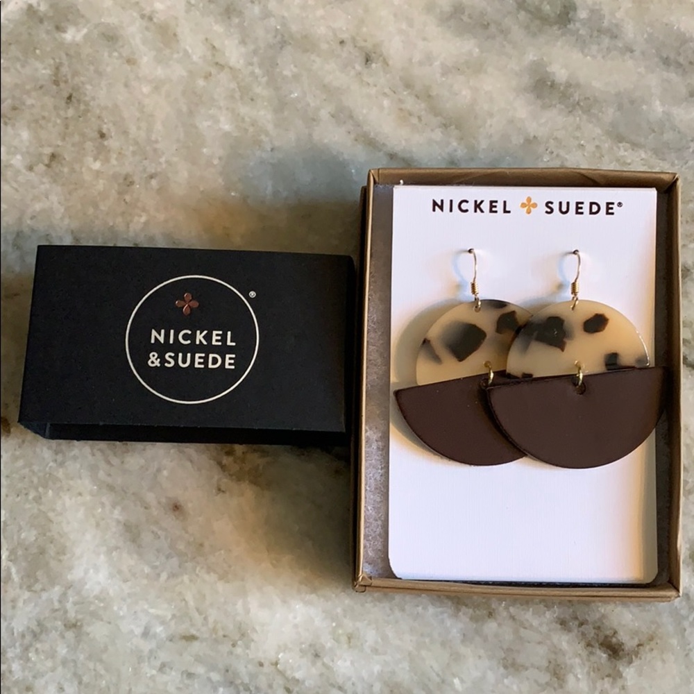 Nickel & Suede chocolate Luna leather earrings.